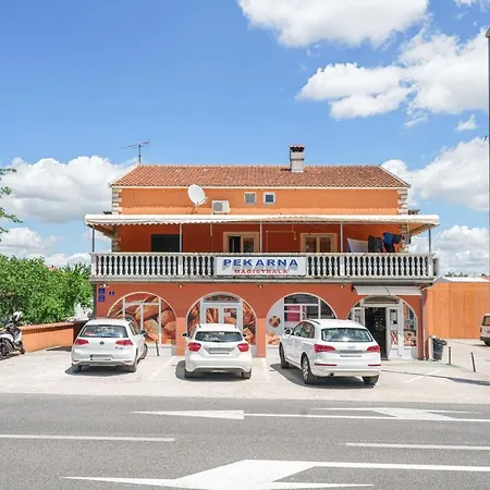 Ruki Vodice